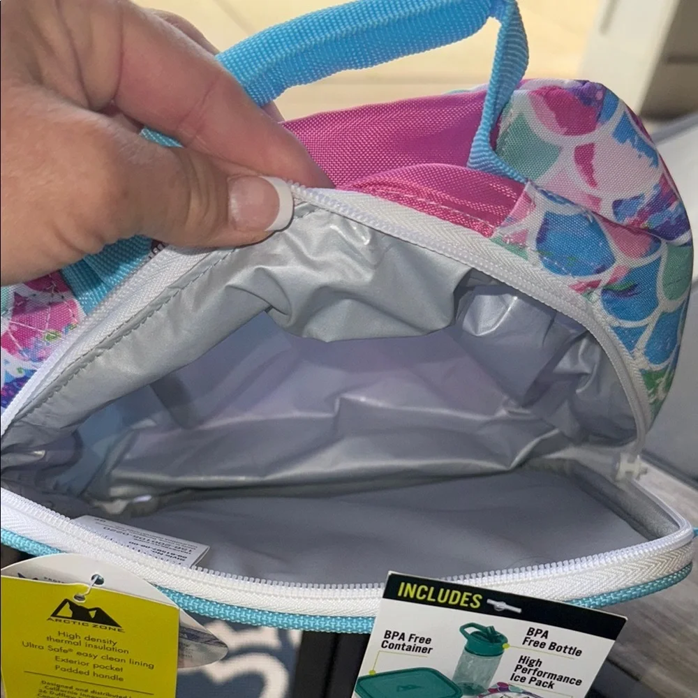 Arctic Zone Insulated Lunch Bag with Colorful Mermaid Scales Design, NWT **READ*